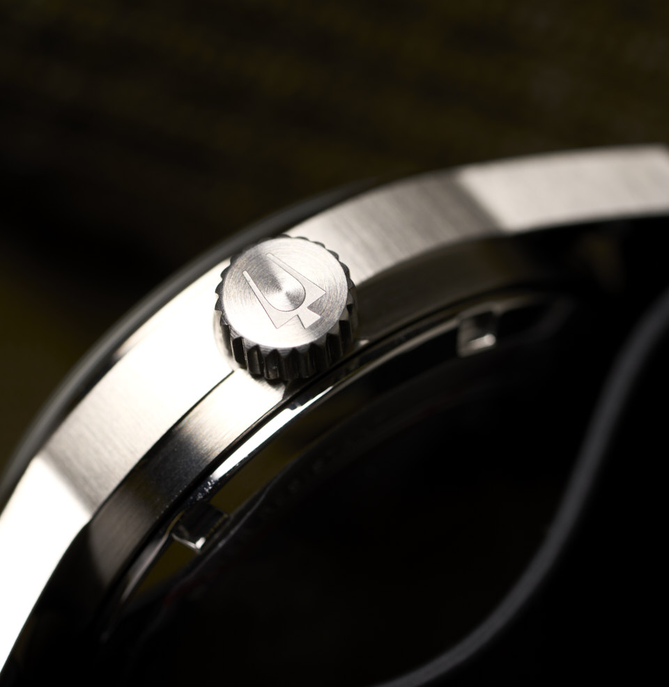 Hack Watch Oversized Crown