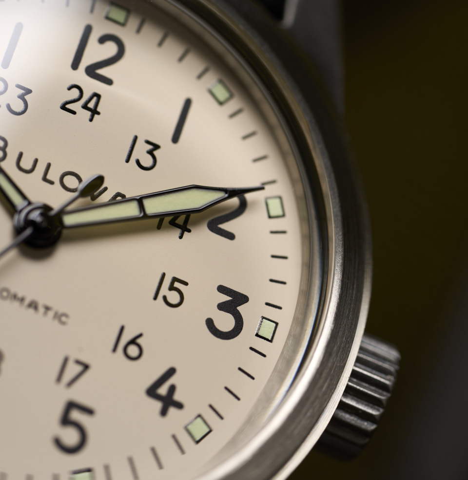 Hack Watch Ivory Colored Dial