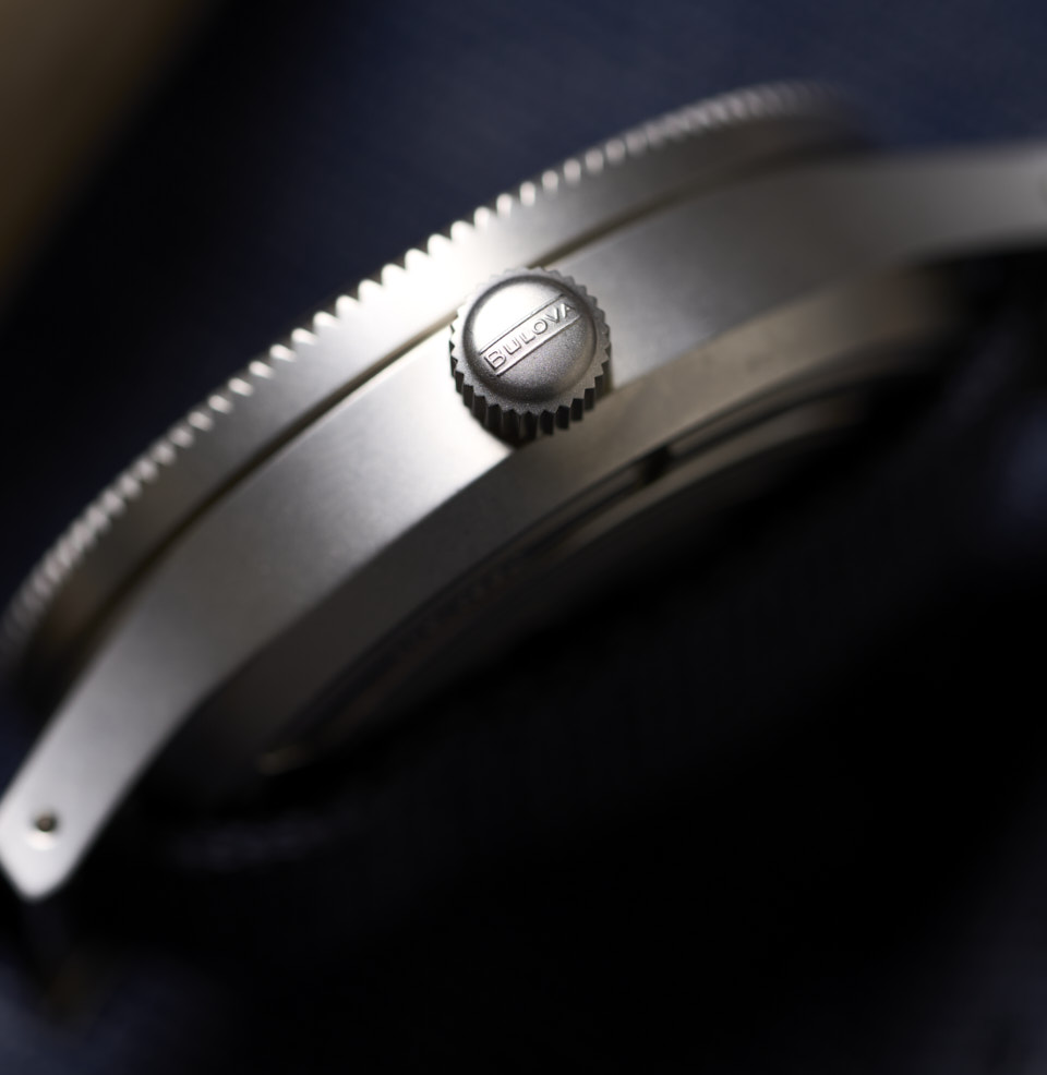 Mil Ships Screw-Down Crown