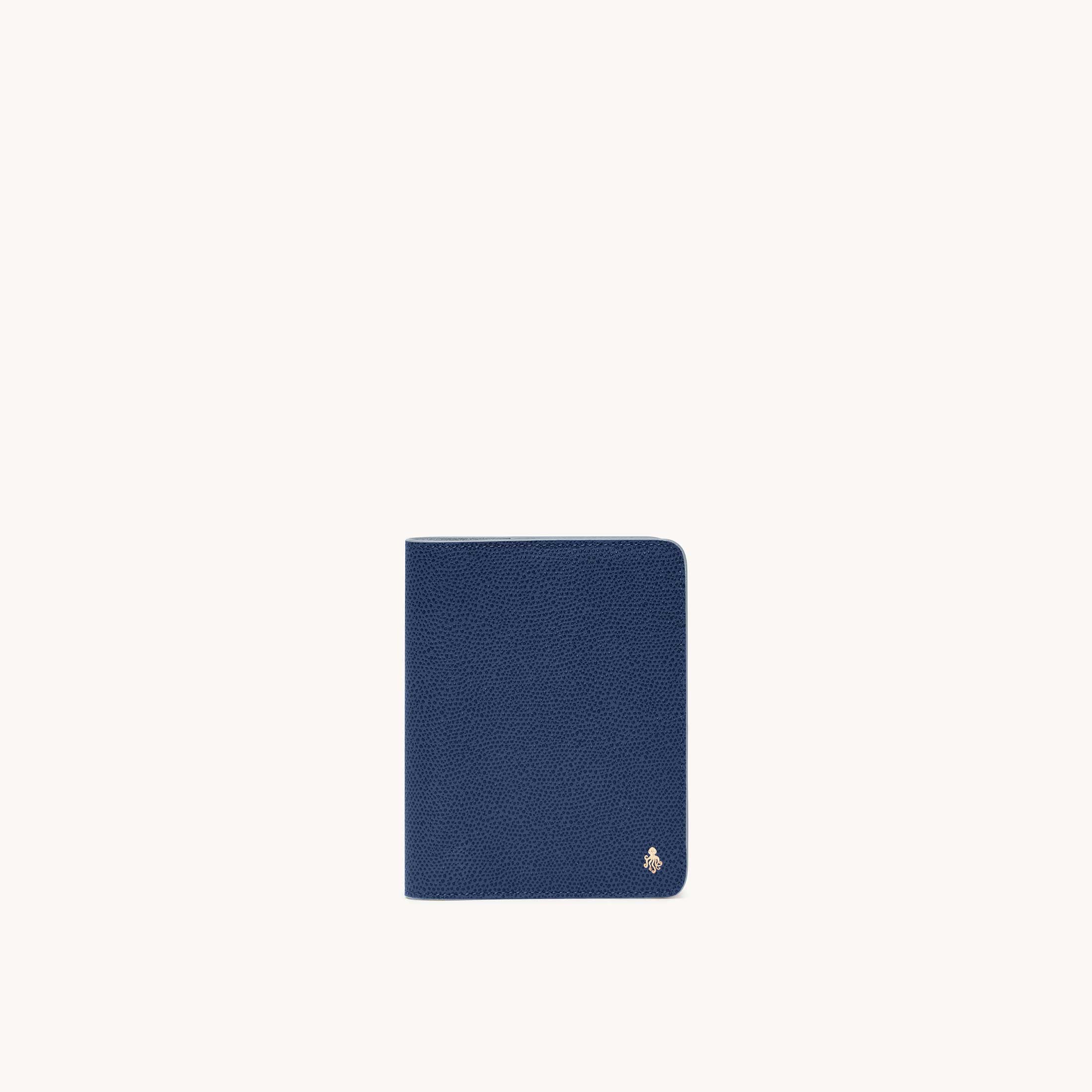 Passport Holder Pebbled Venice Front 
