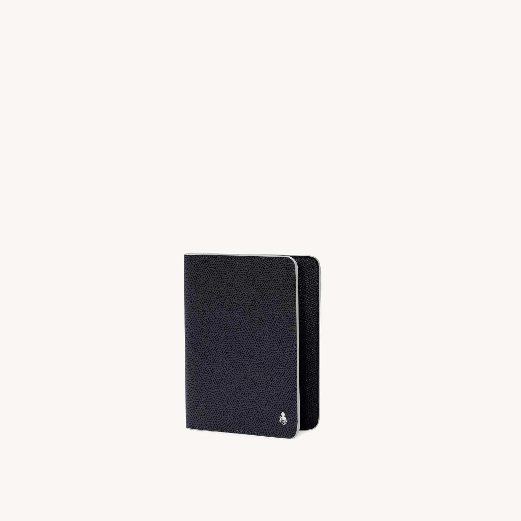 Passport Holder Pietra Chicago Front at an Angle

