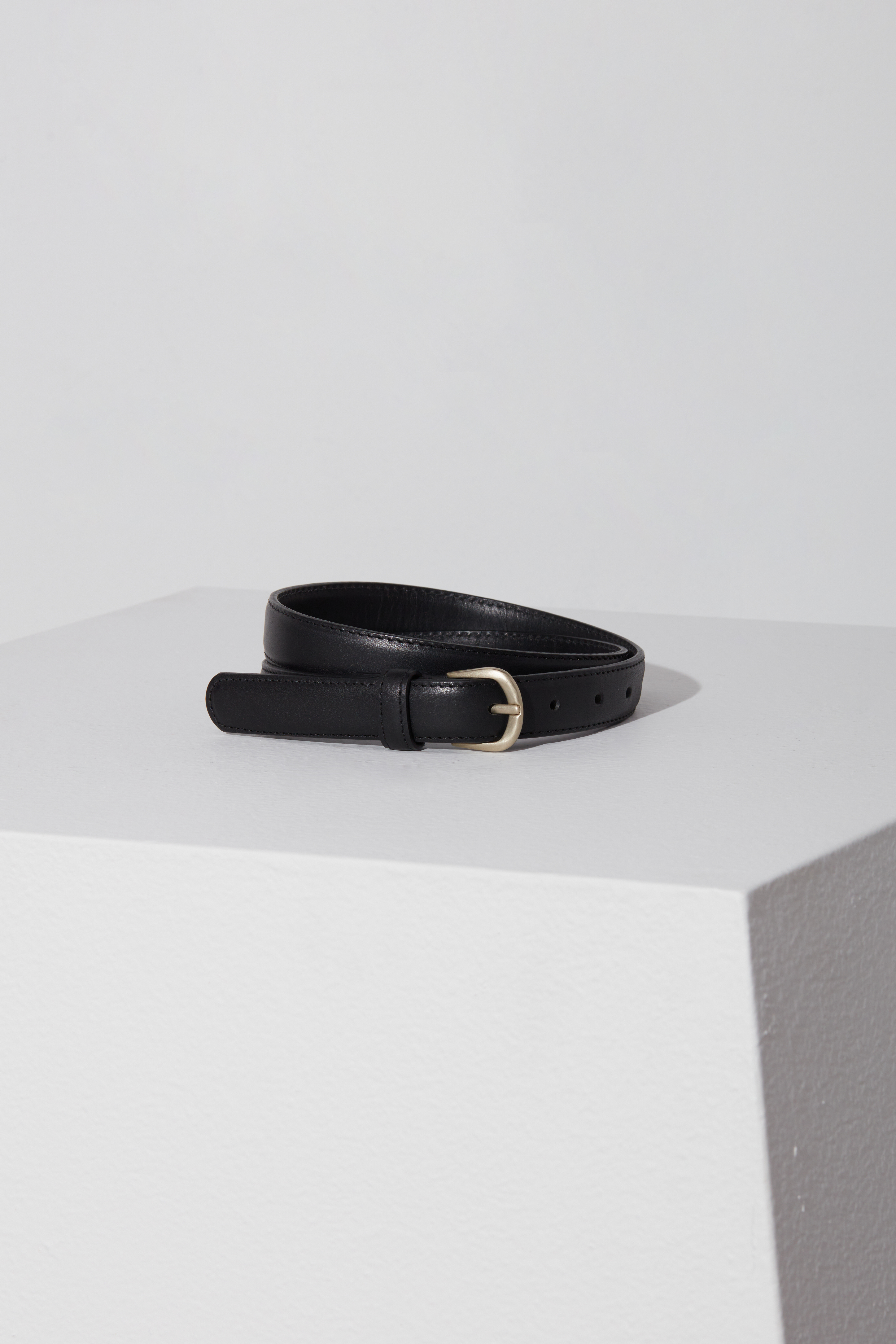 THIN LEATHER BELT - Black