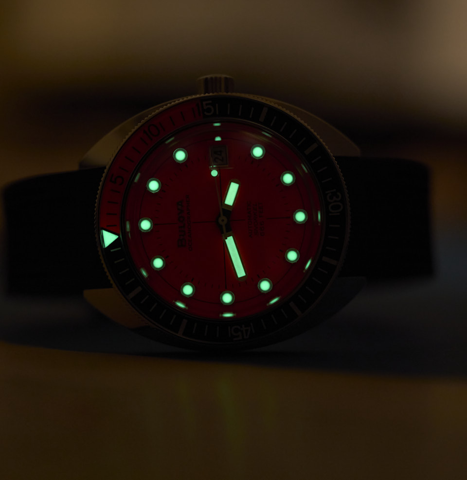 Devil Diver Bright Glowing Display