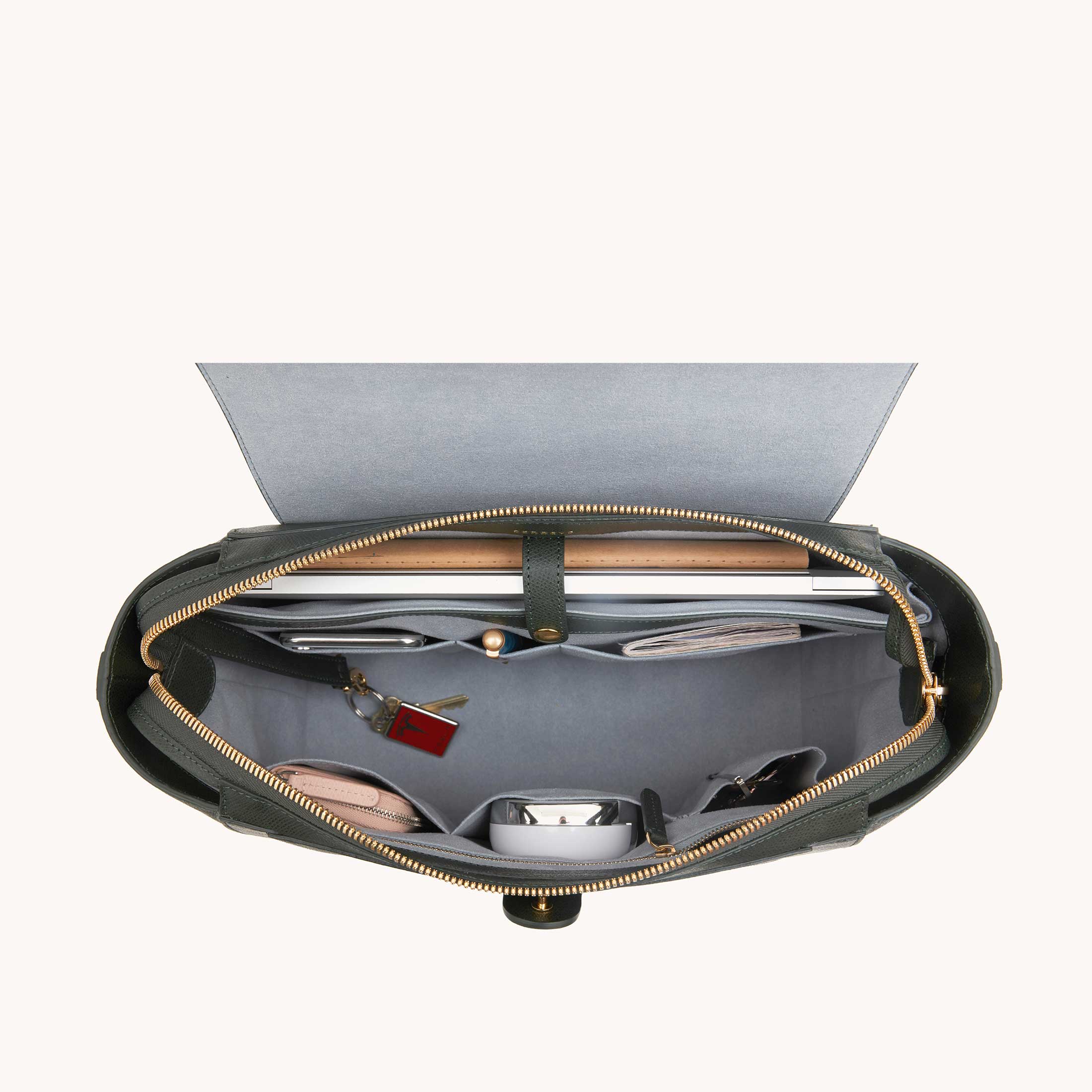 Perfectly Repacked | Maestra Bag | Pebbled 3 main