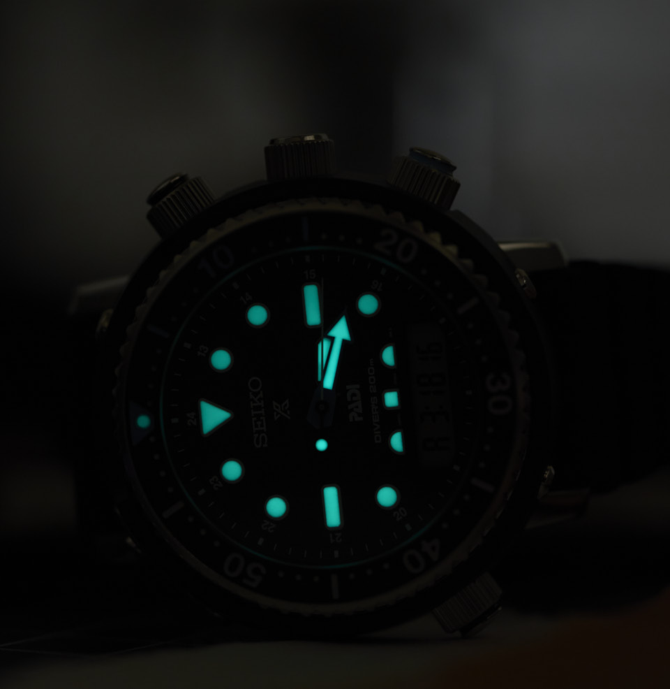 Prospex Ana-Digi Solar Diver Bright Seiko Lumibrite Lume