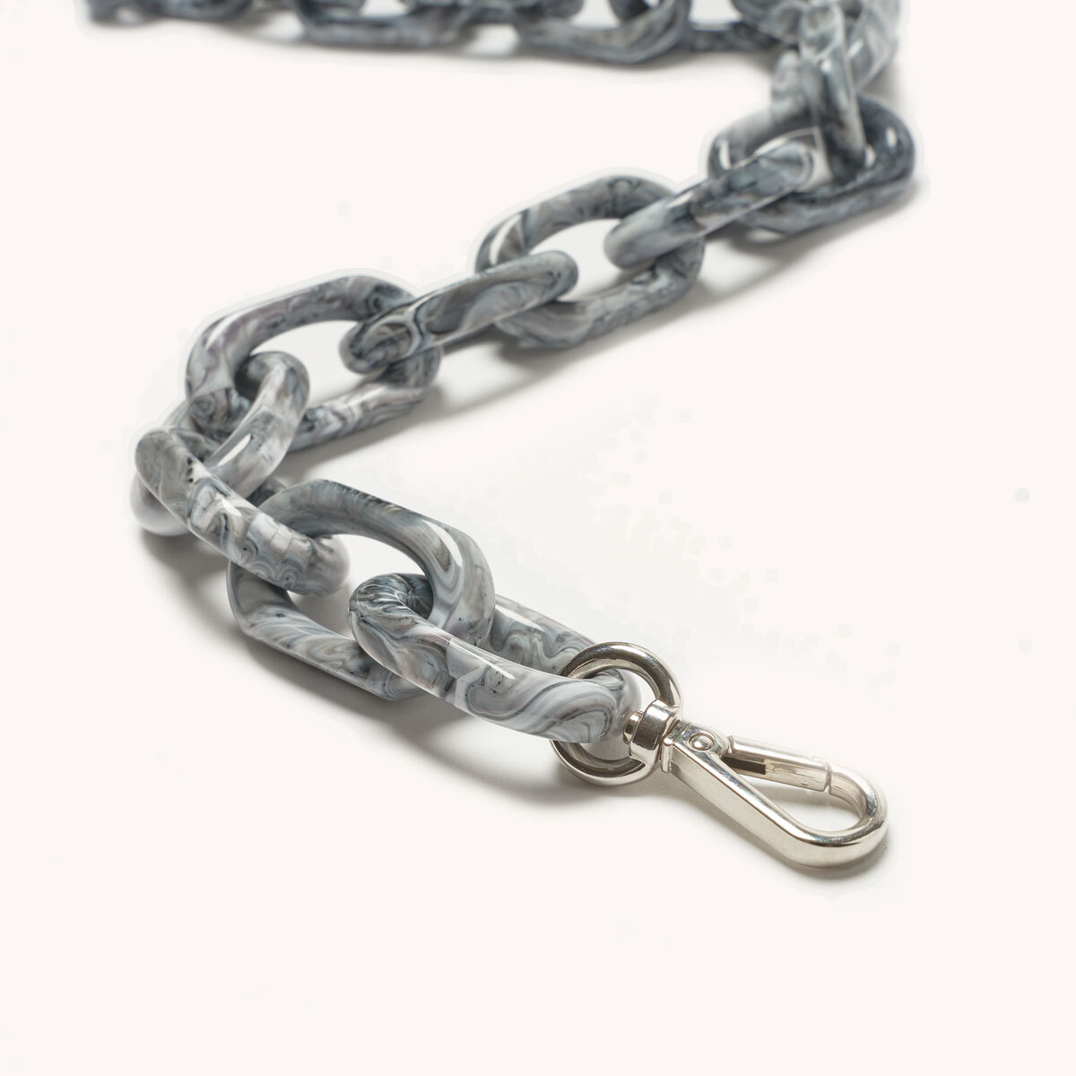 Angled Acetate Chain 2 main