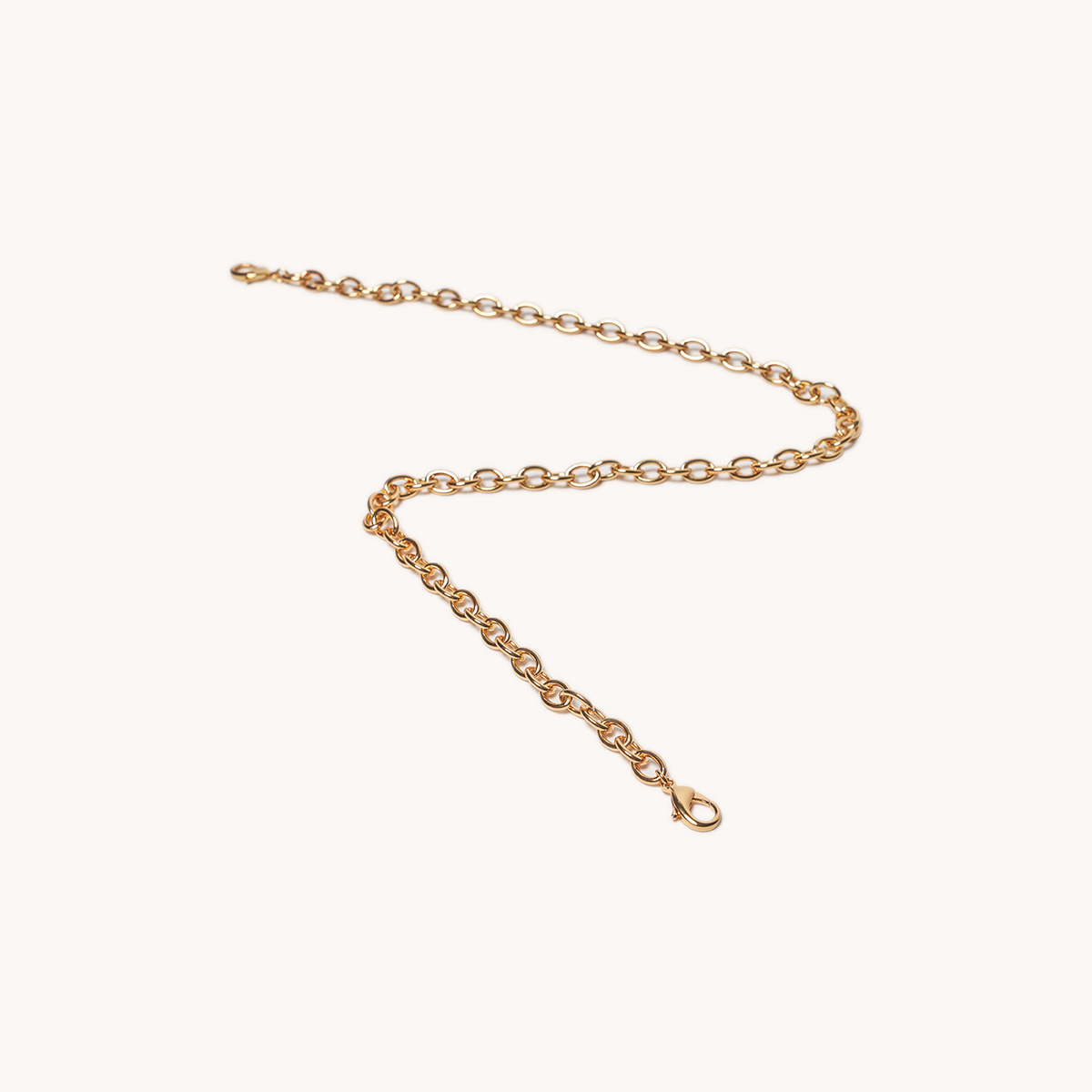 Cable Shoulder Double Clasp Gold Chain Full View