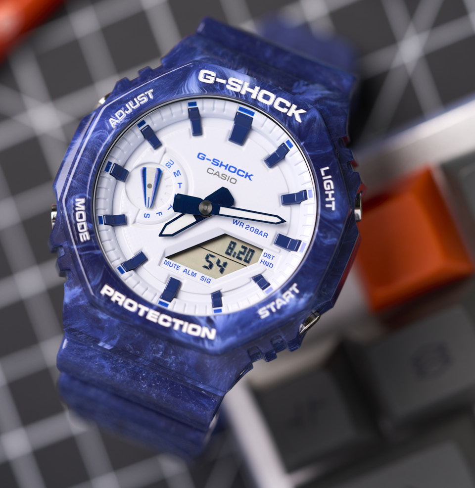 GA2100 Date And Seconds Display On An Angular Screen