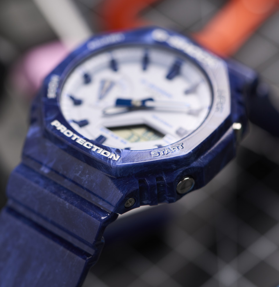 GA2100 Integrated Case and Bracelet