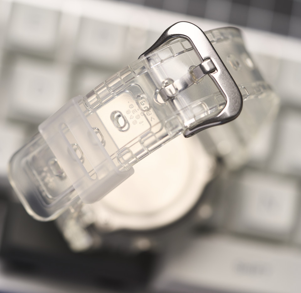 GA2100 Resin Strap