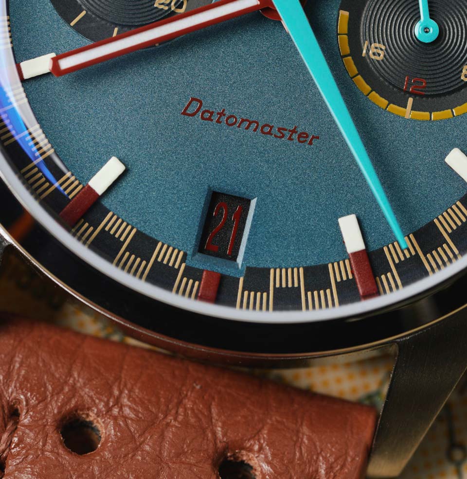 Nivada Grenchen x Worn & Wound Datomaster VK64 Customized Date Wheel