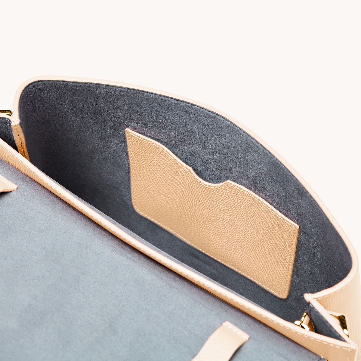 Almost Perfect | Cadence Shoulder Bag | Pebbled 6 main
