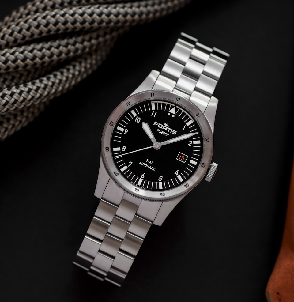 Flieger F-41 Automatic Boldly Redefining Convention