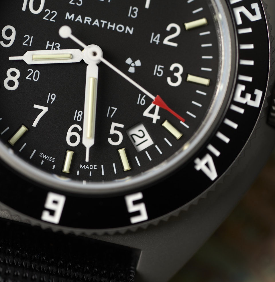 Navigator - Stainless Steel Red tipped seconds hand