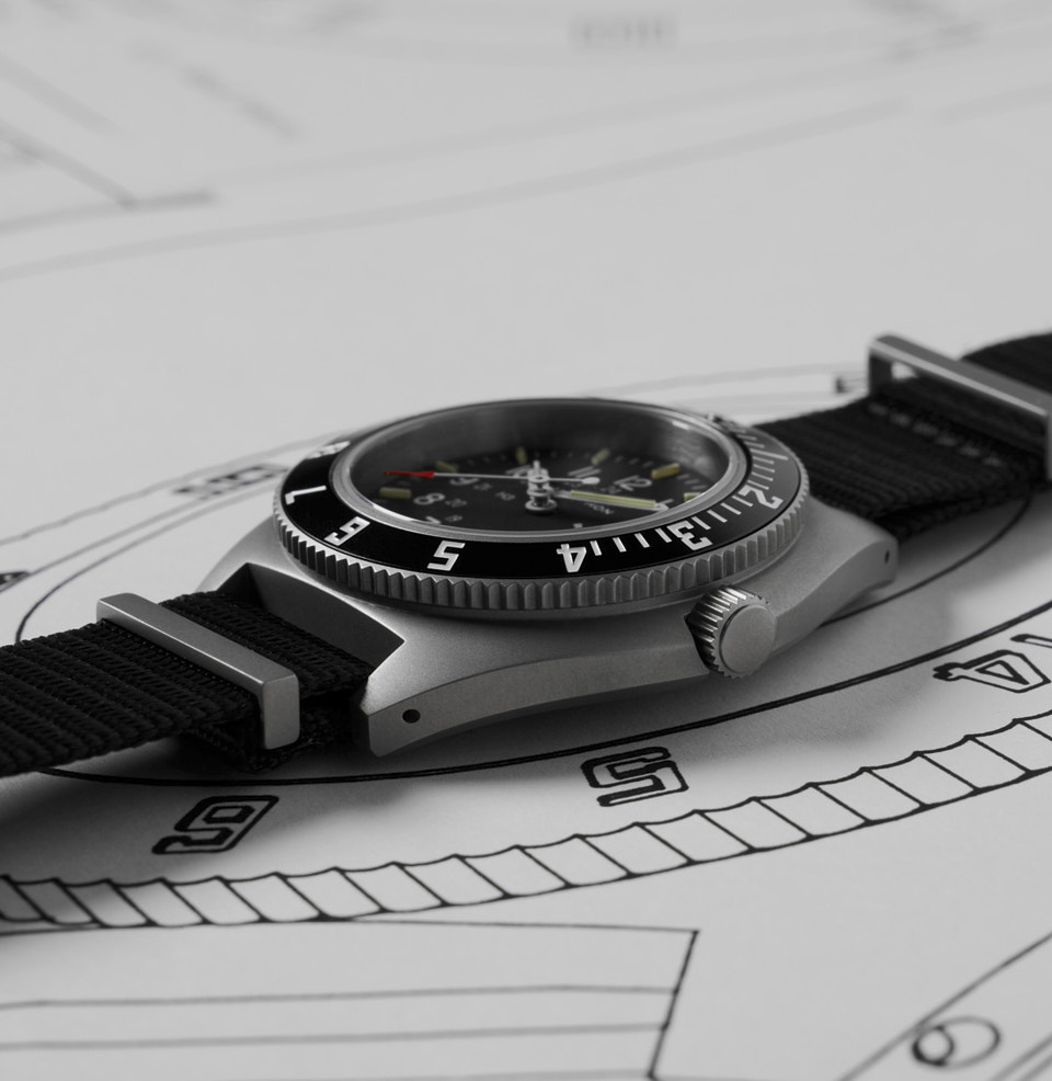 Navigator - Stainless Steel ScrewnDown Crown