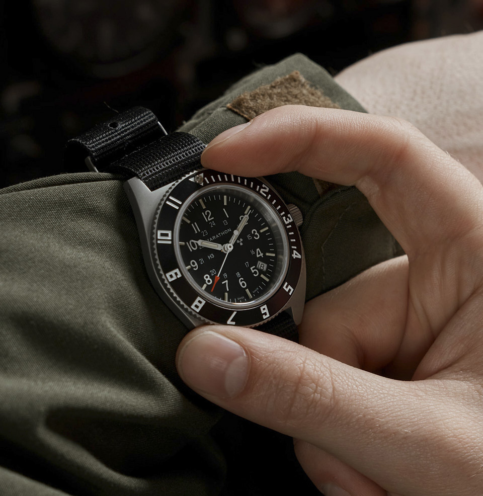 Navigator - Stainless Steel 41mm on a 7.0