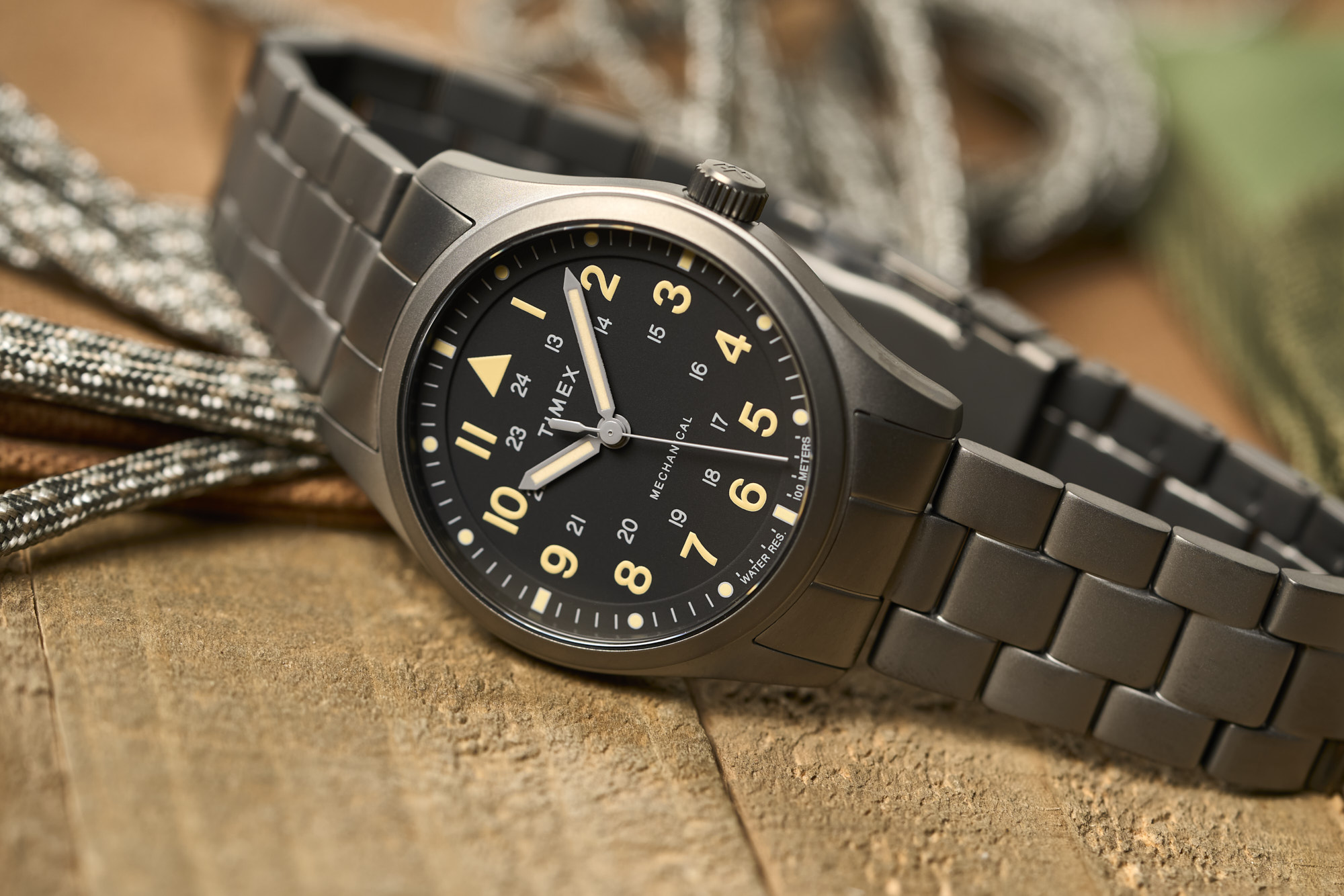 Experience the Timex Expedition North Field Post Mechanical 38mm