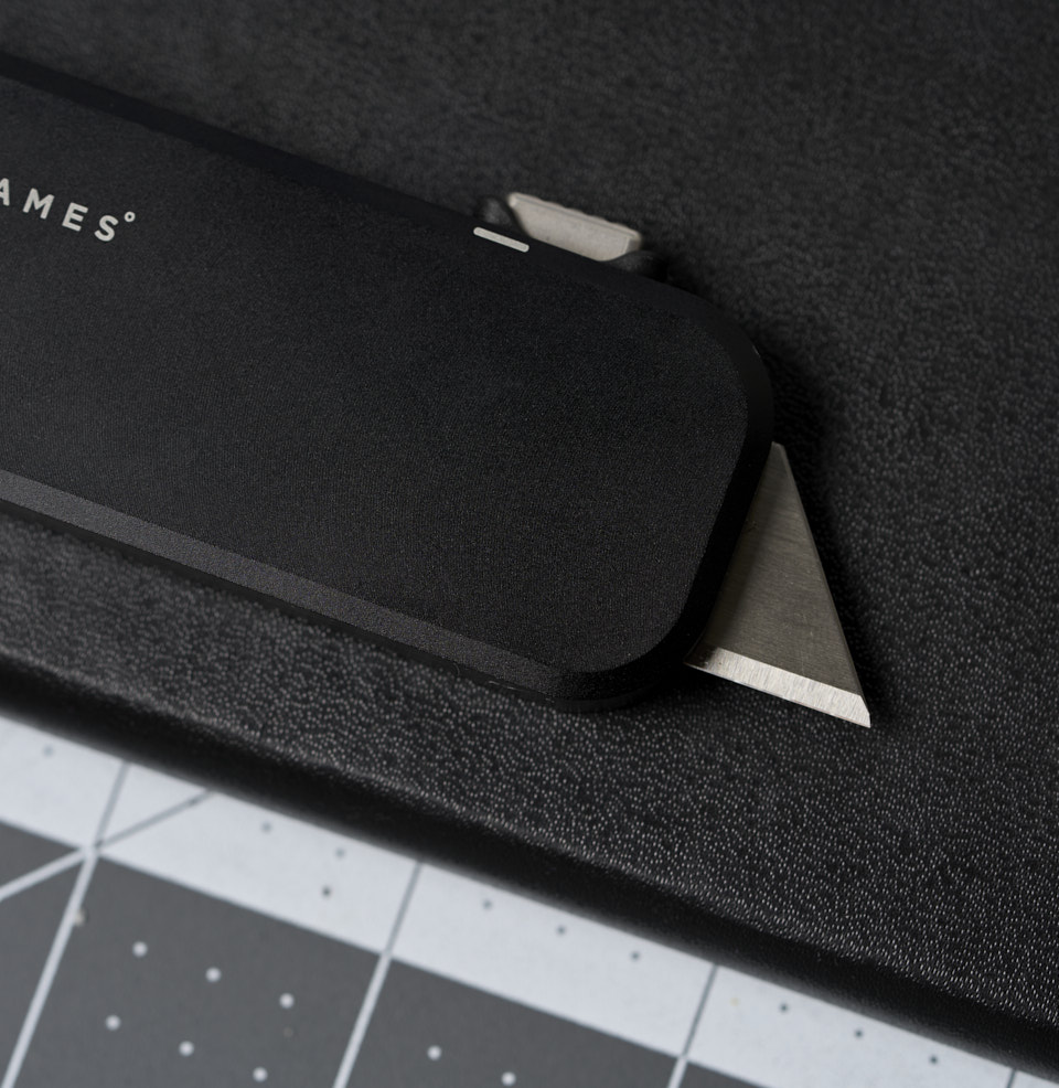 The Palmer Replaceable Blade