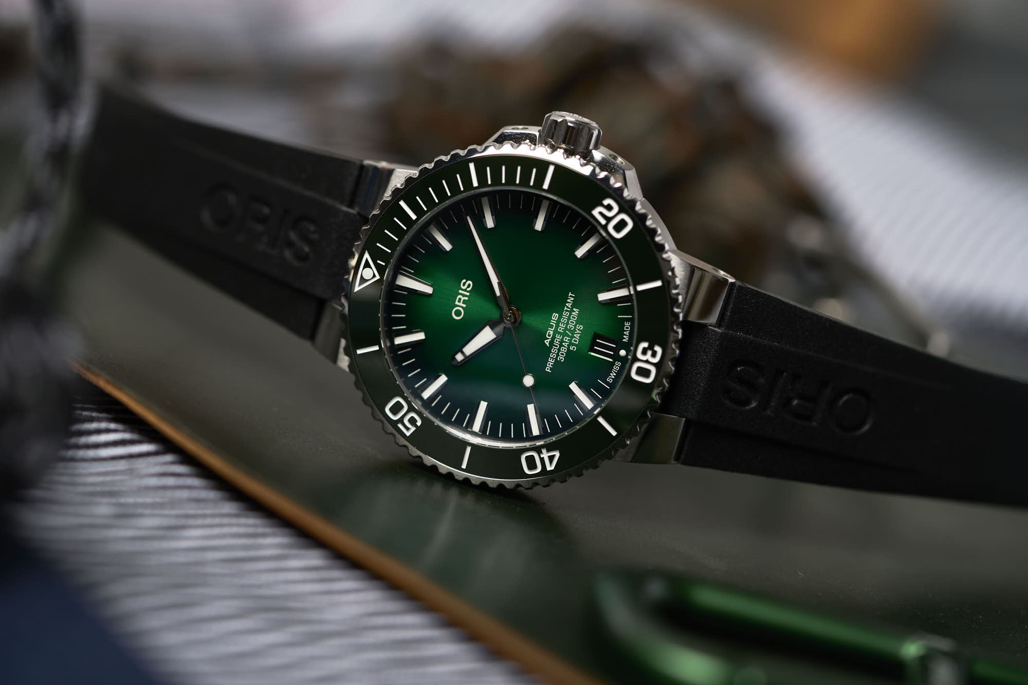 Oris Aquis Date Caliber 400 Uncompromising Performance Style