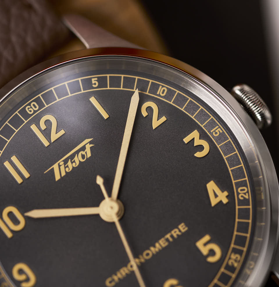 Heritage 1938 Automatic COSC 39mm Vintage Tissot Logo