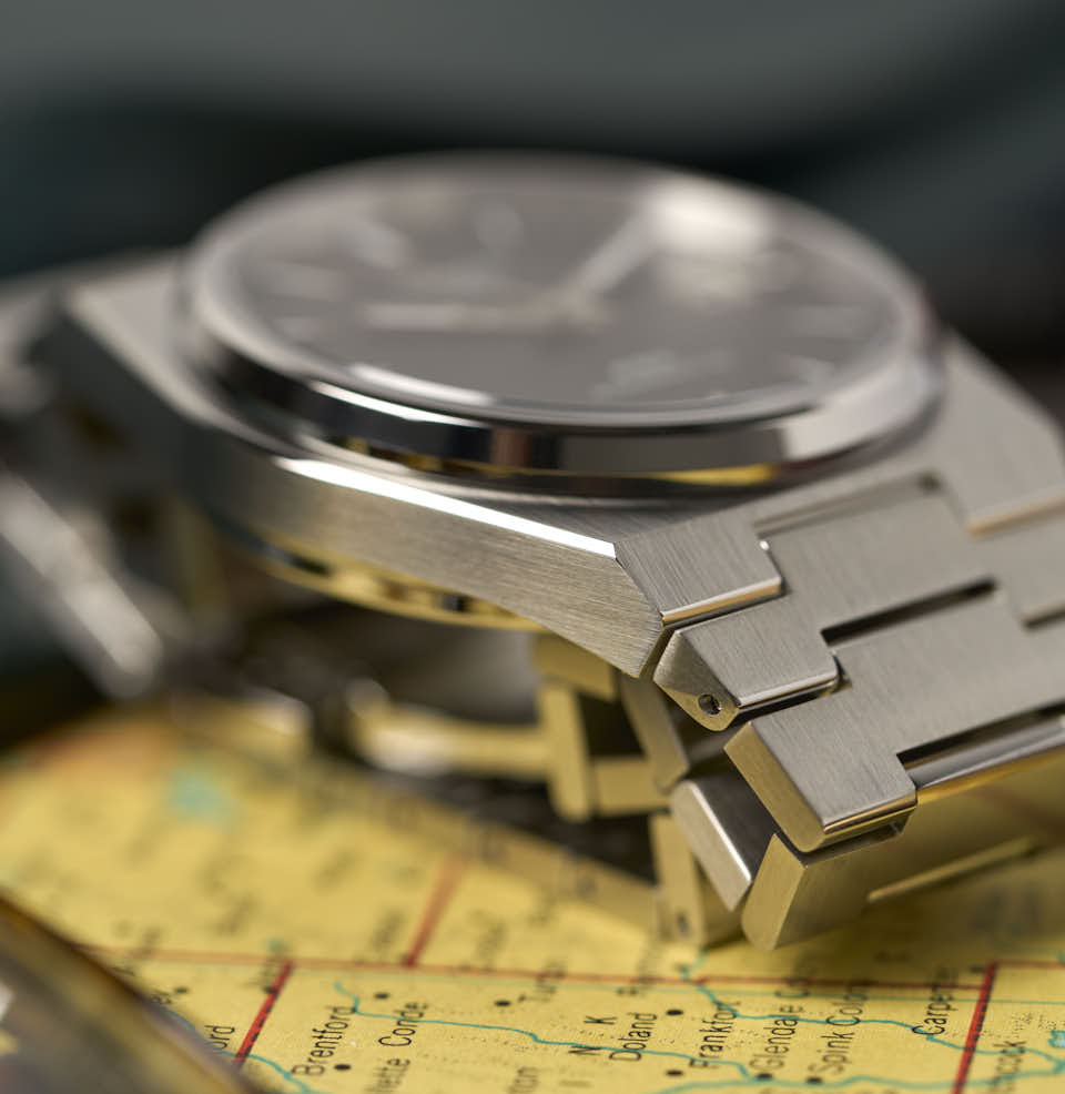 PRX POWERMATIC 80 40MM Sharp facets and different finishes