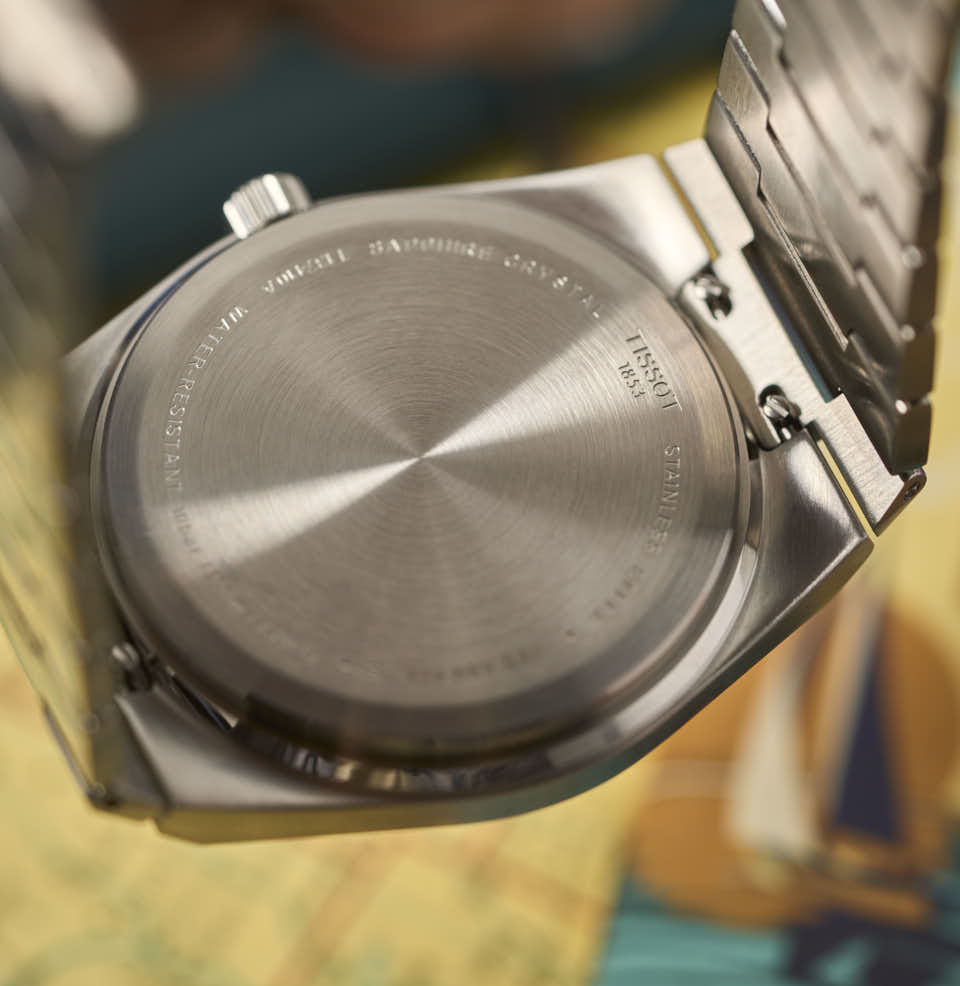 PRX Quartz 40mm Closed caseback