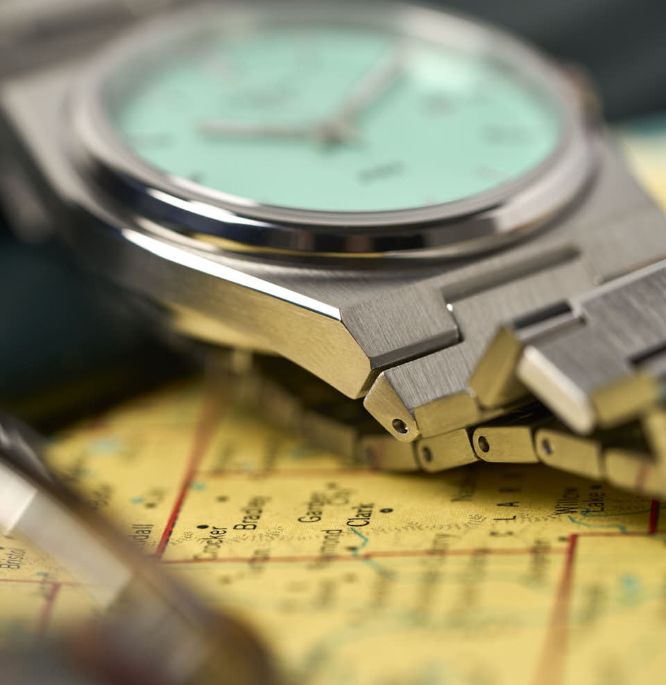 PRX Quartz 40mm Sharp facets and different finishes