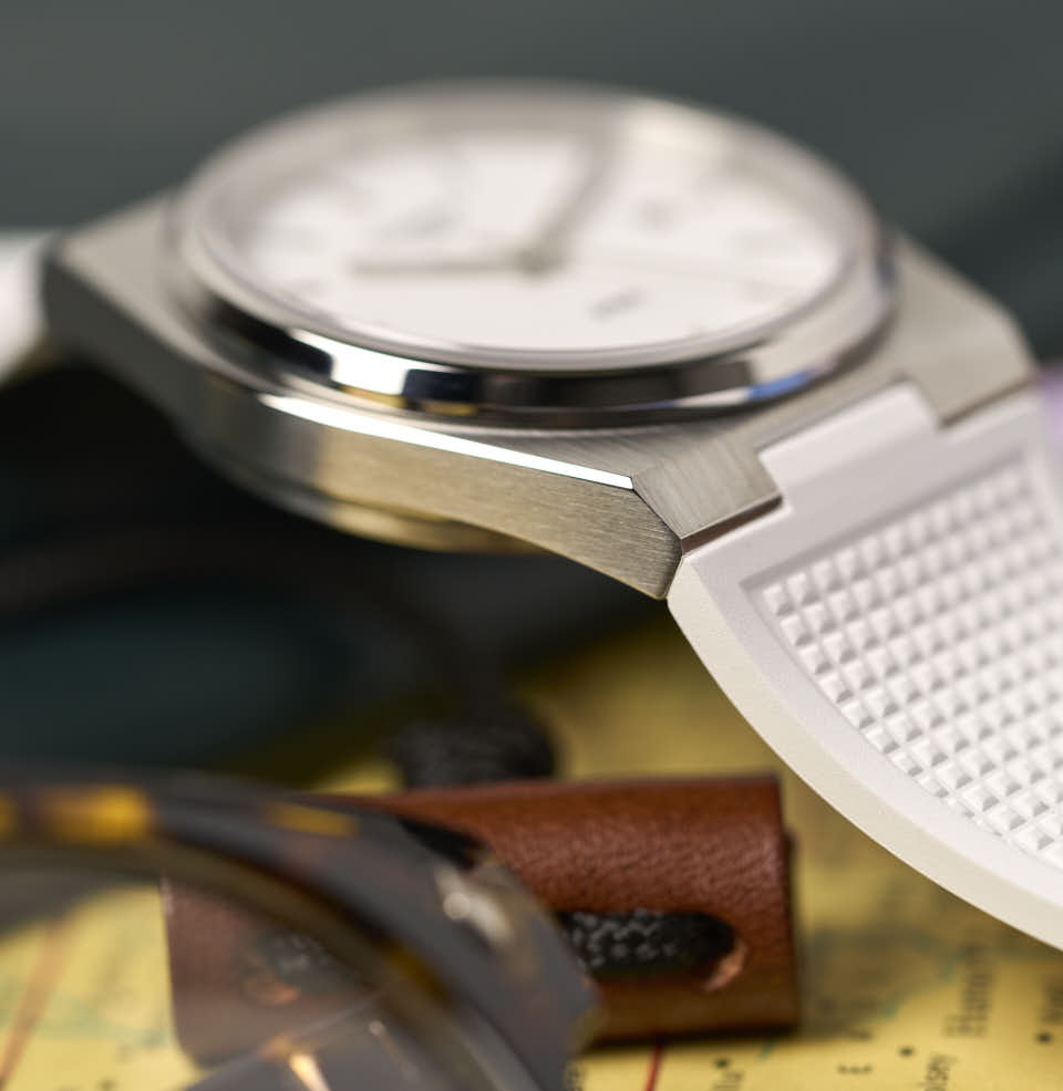 PRX Quartz 40mm Sharp facets and different finishes