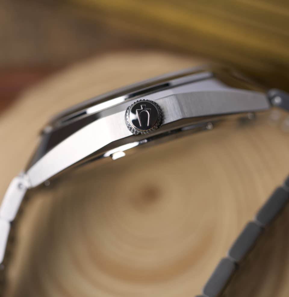 Jet Star Turtle-Shaped Case