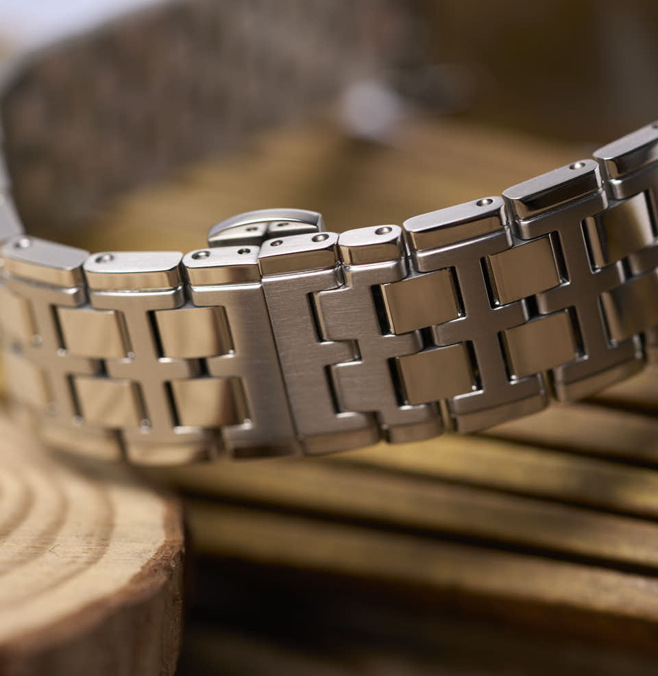 Jet Star Deployant Clasp Closure