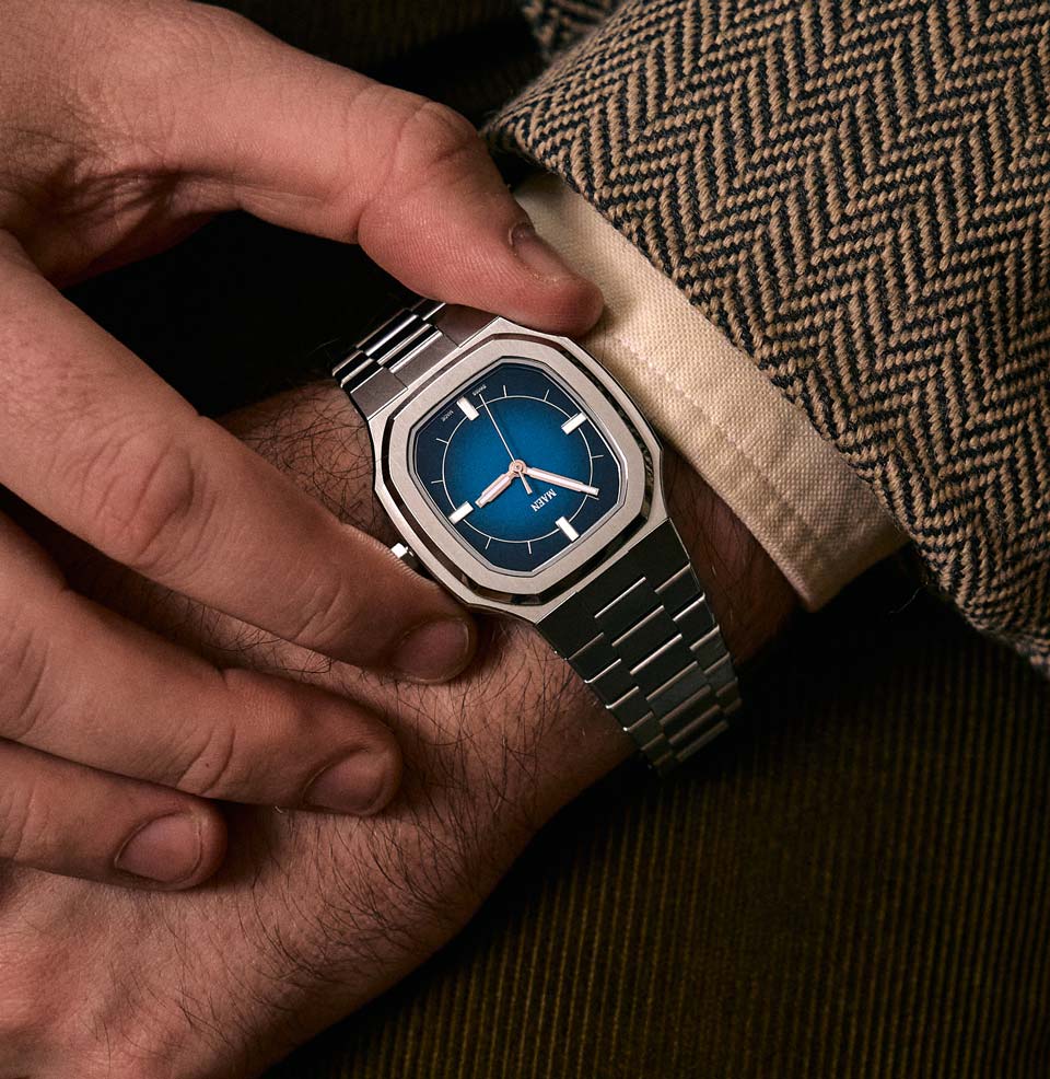 MAEN x Worn & Wound Manhattan Limited Edition Integrated Bracelet 