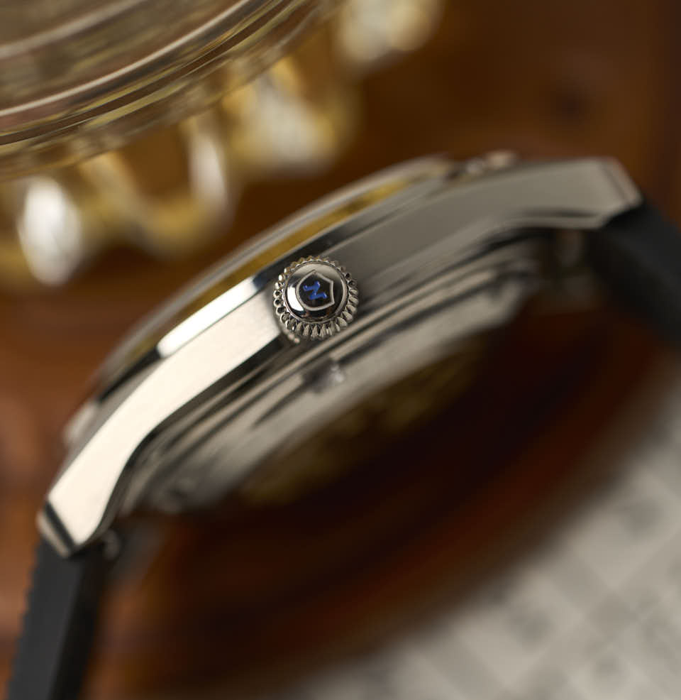 Super Antarctic Sealed From the Elements