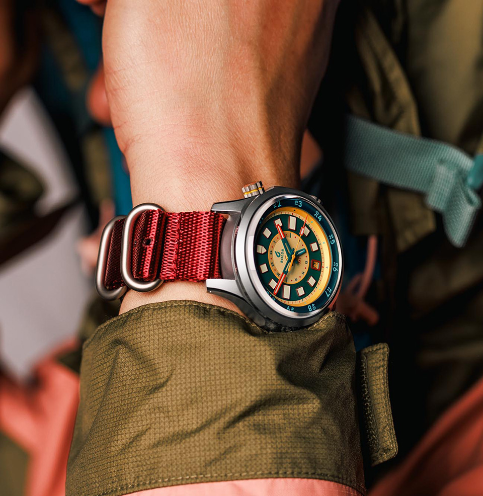 BOLDR x Worn & Wound 3xt GMT Limited Edition Rugged Nylon strap