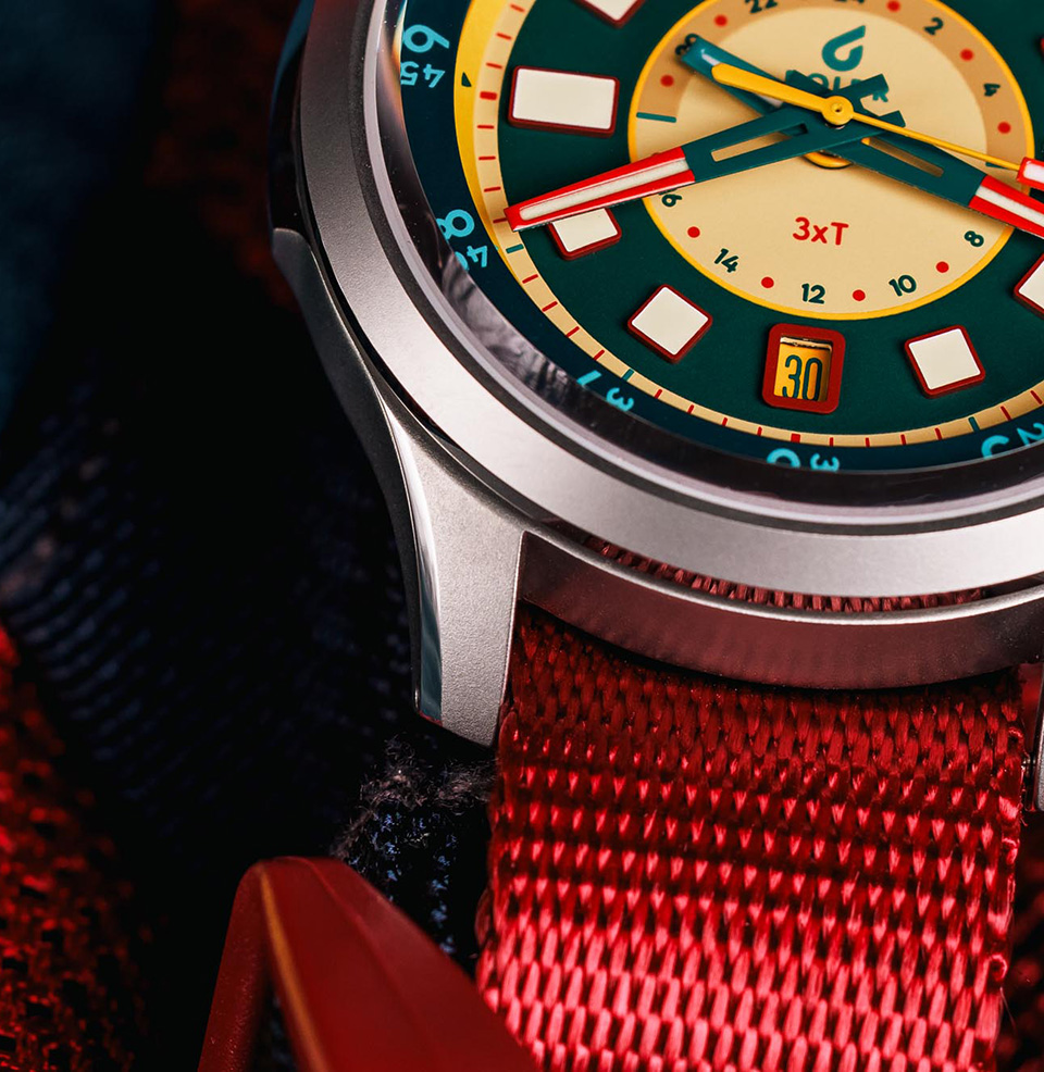 BOLDR x Worn & Wound 3xt GMT Limited Edition Beautifully finished case