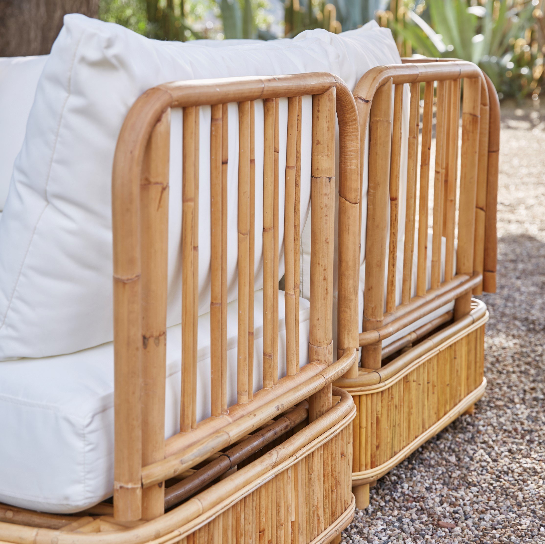 Natura Loveseat in Pearl - Number 7