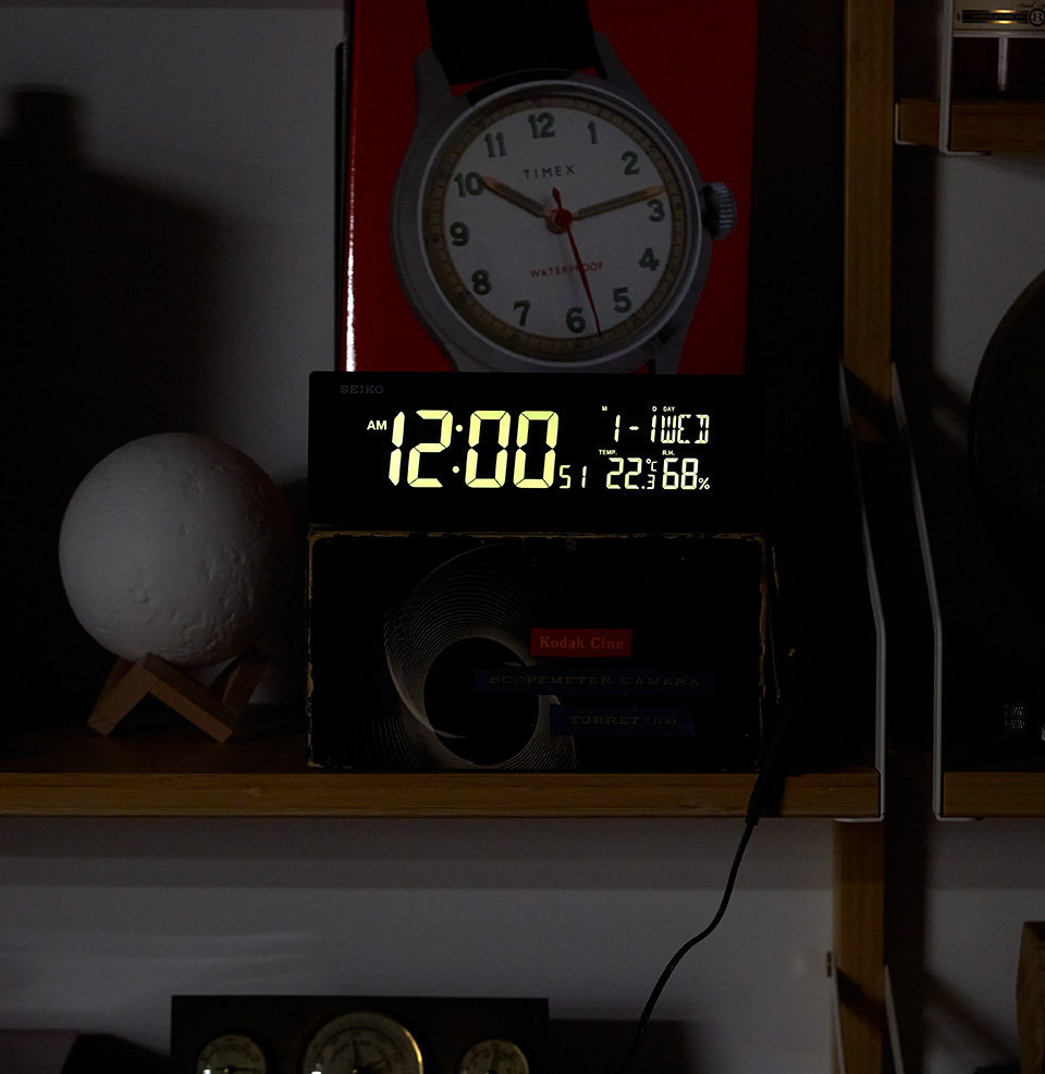 70 Colors Changing Everything Electric Alarm Clock Highly legible