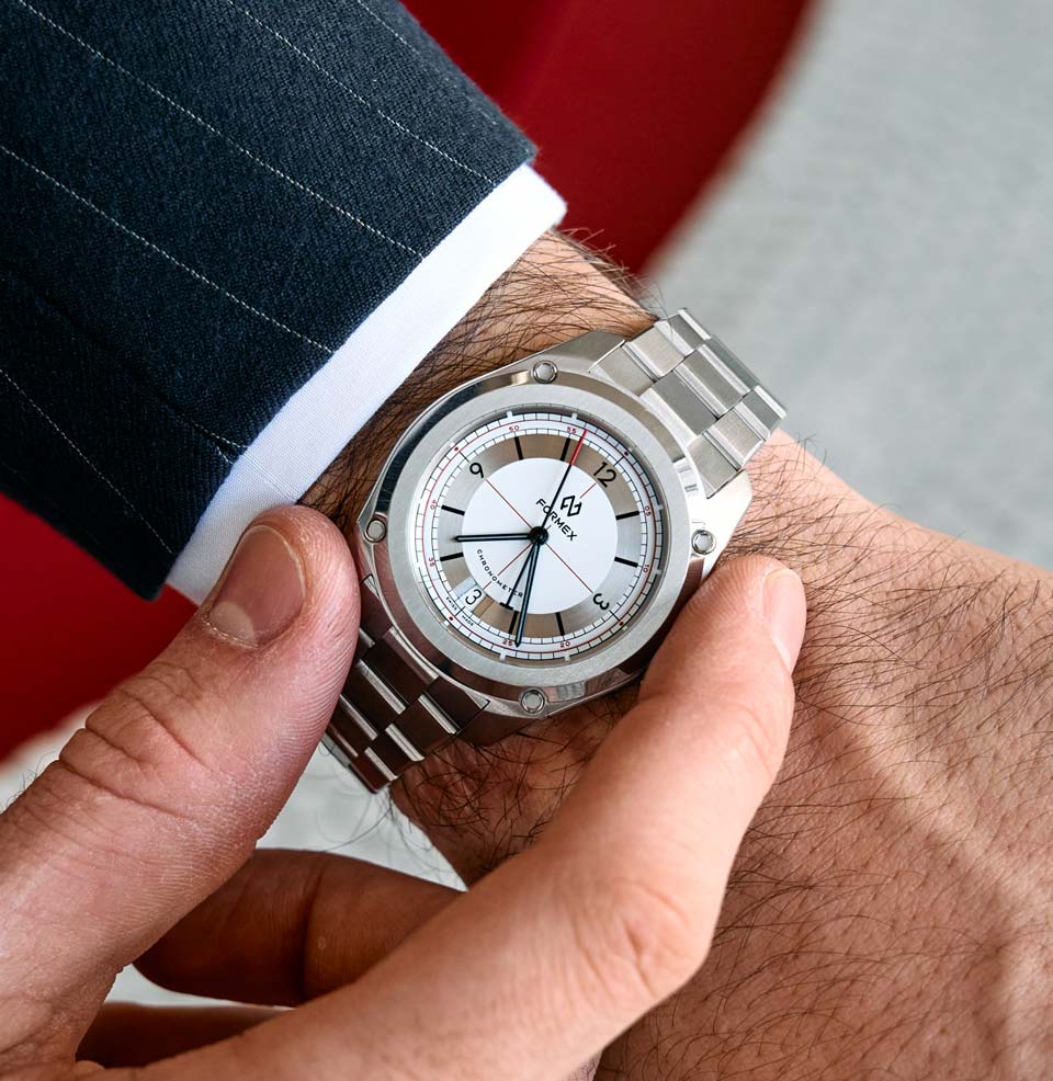 Formex x Worn & Wound Essence Sector 39 Chronometer 39mm modern design