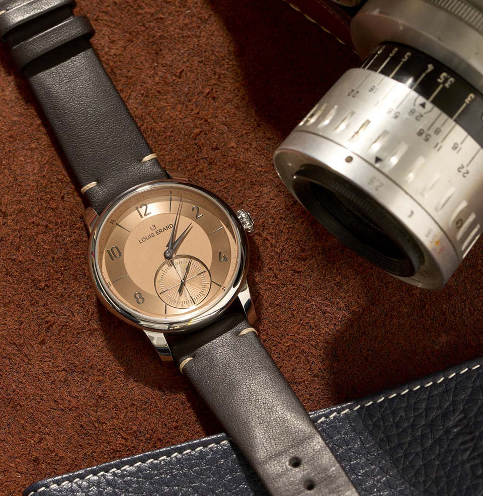 Excellence Petite Second Textured dial