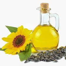 Flower, Drinkware, Liquid, Bottle, Plant, Oil, Tableware, Extra virgin olive oil, Solution, Wheat germ oil