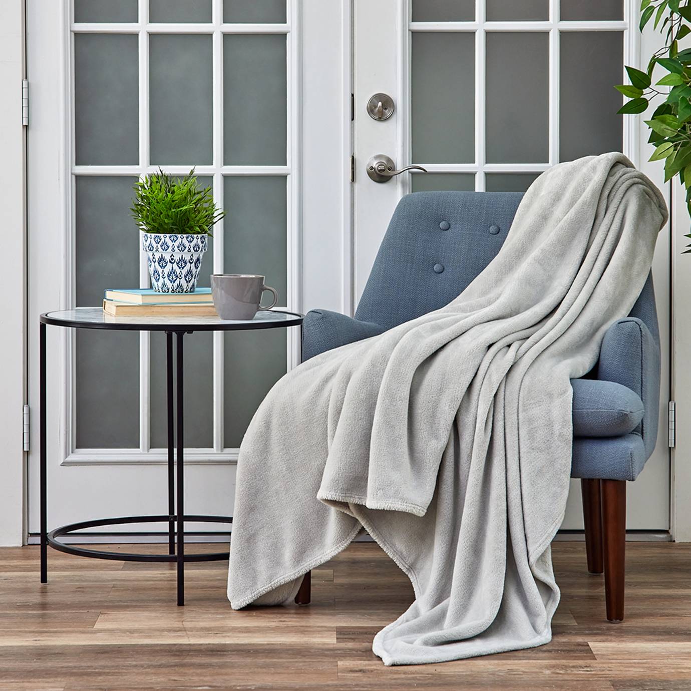 Light grey fleece throw hotsell