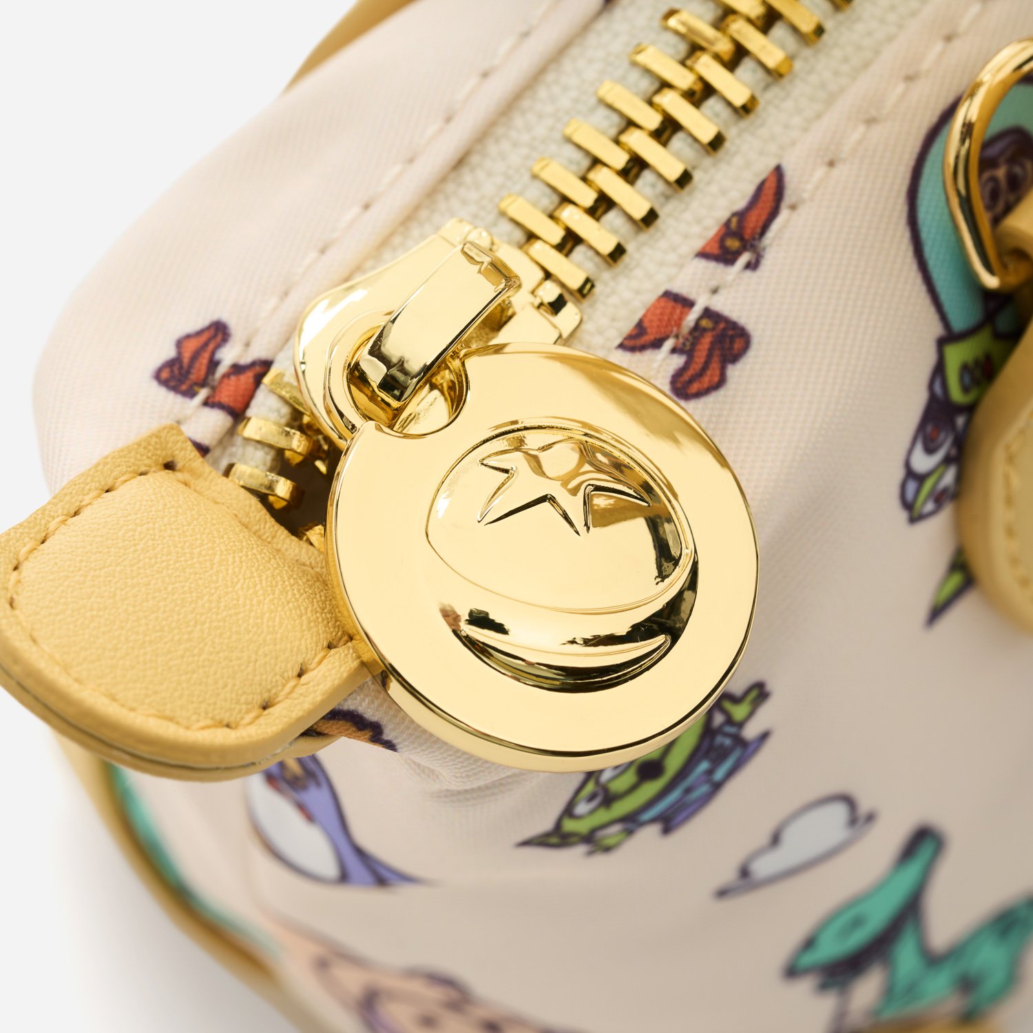 Pouchette Crossbody Bag 01