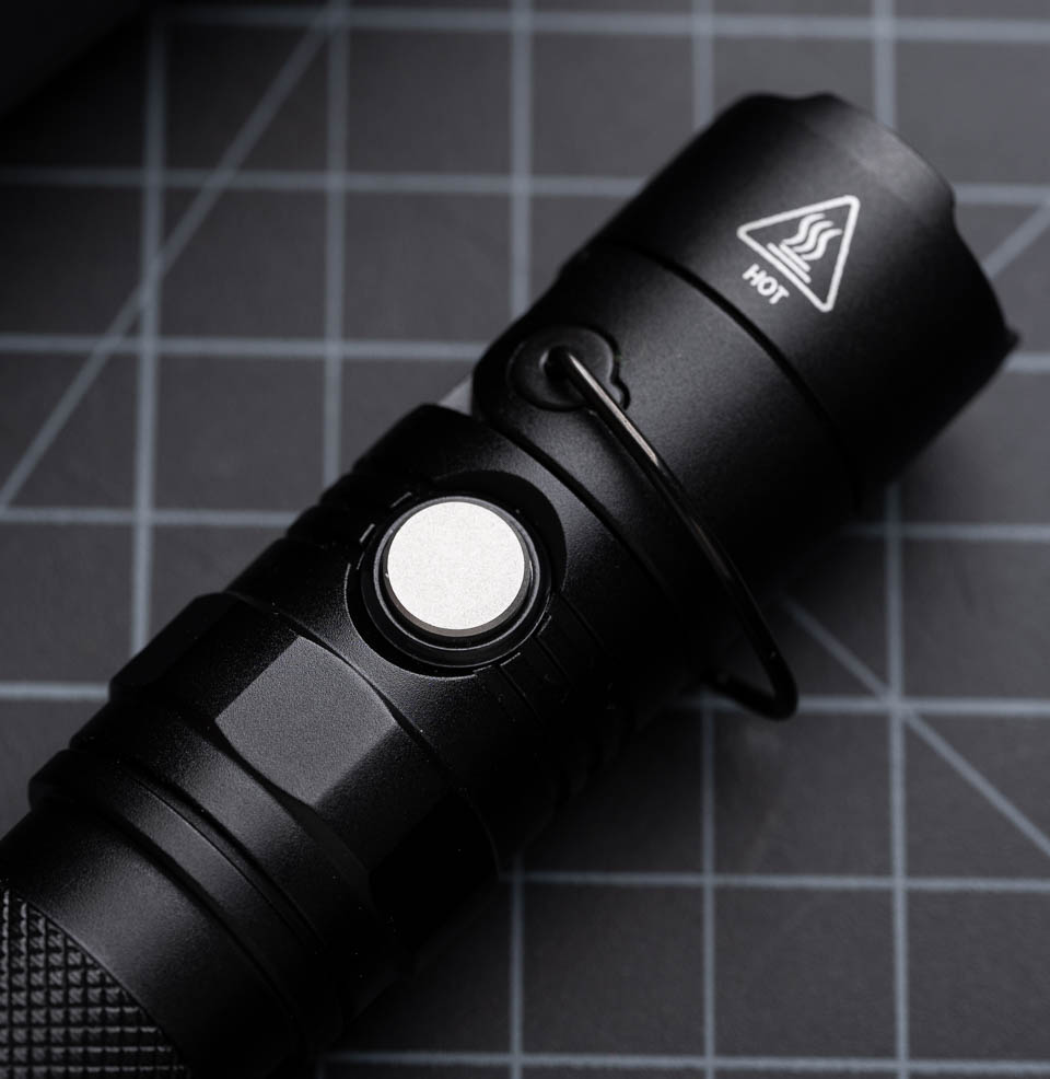 MT21C Flashlight High-Technology