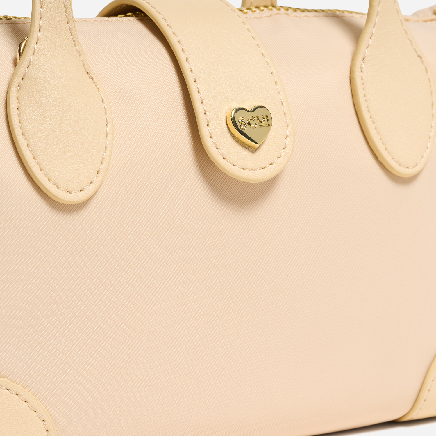 Pouchette Crossbody Bag 02