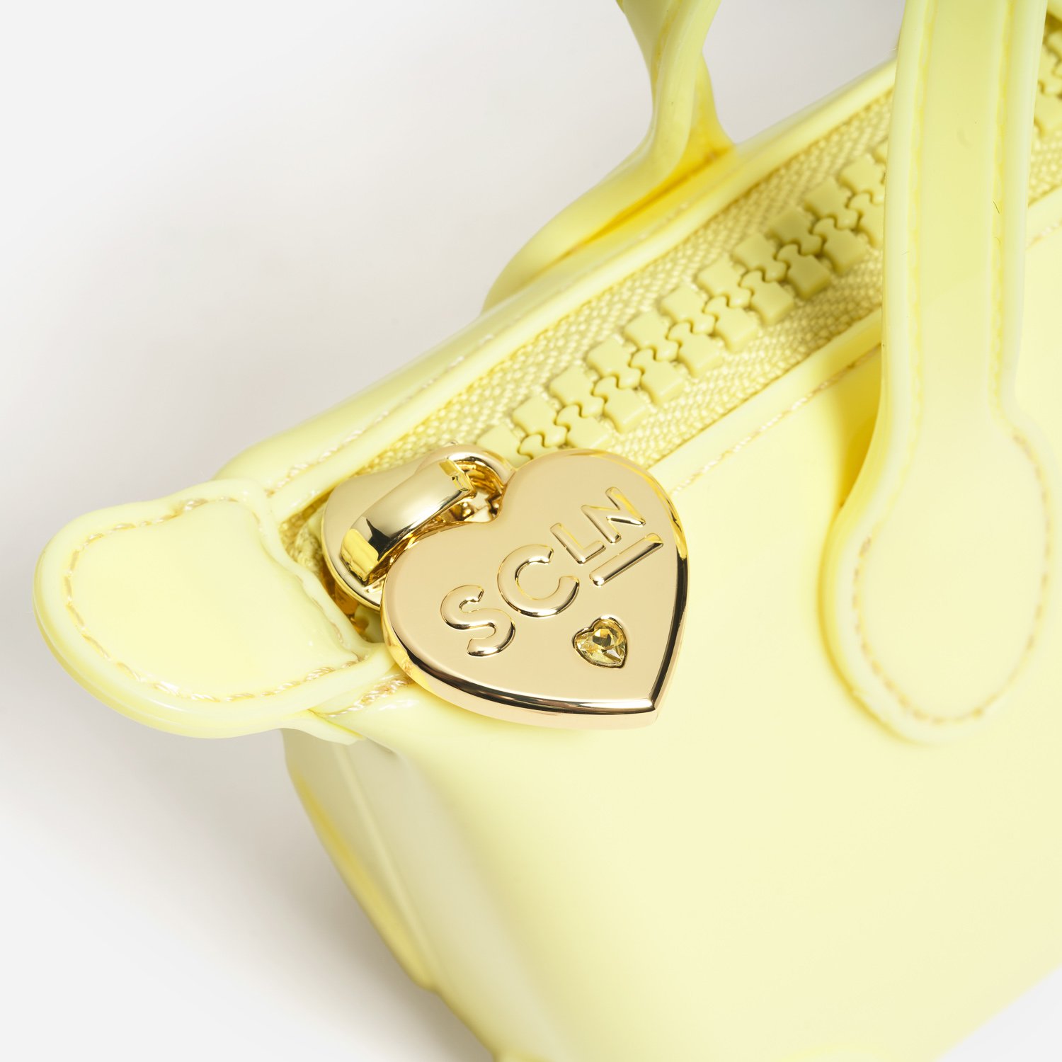 Jelly Pouchette Crossbody Bag 01