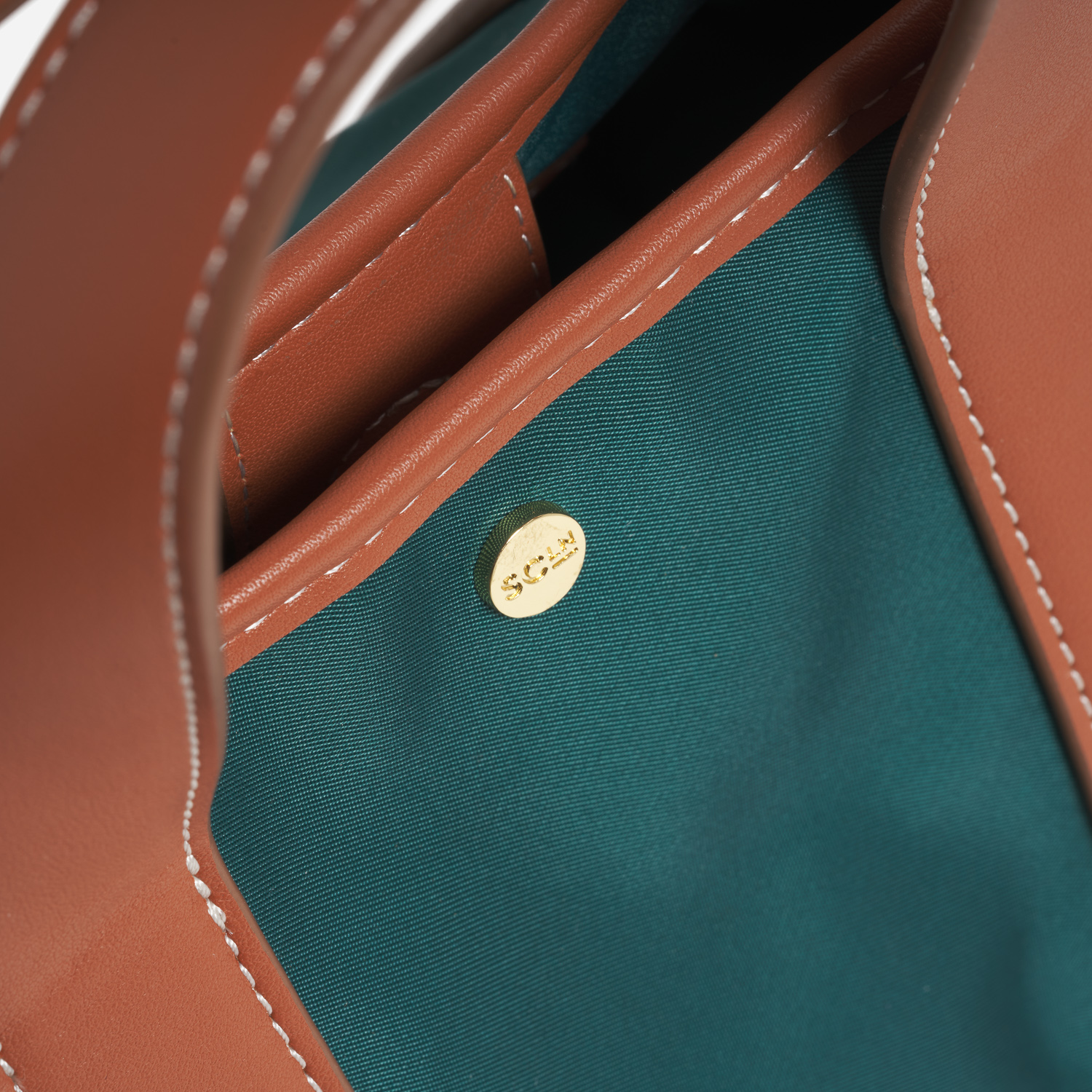 Short n' Stout Tote