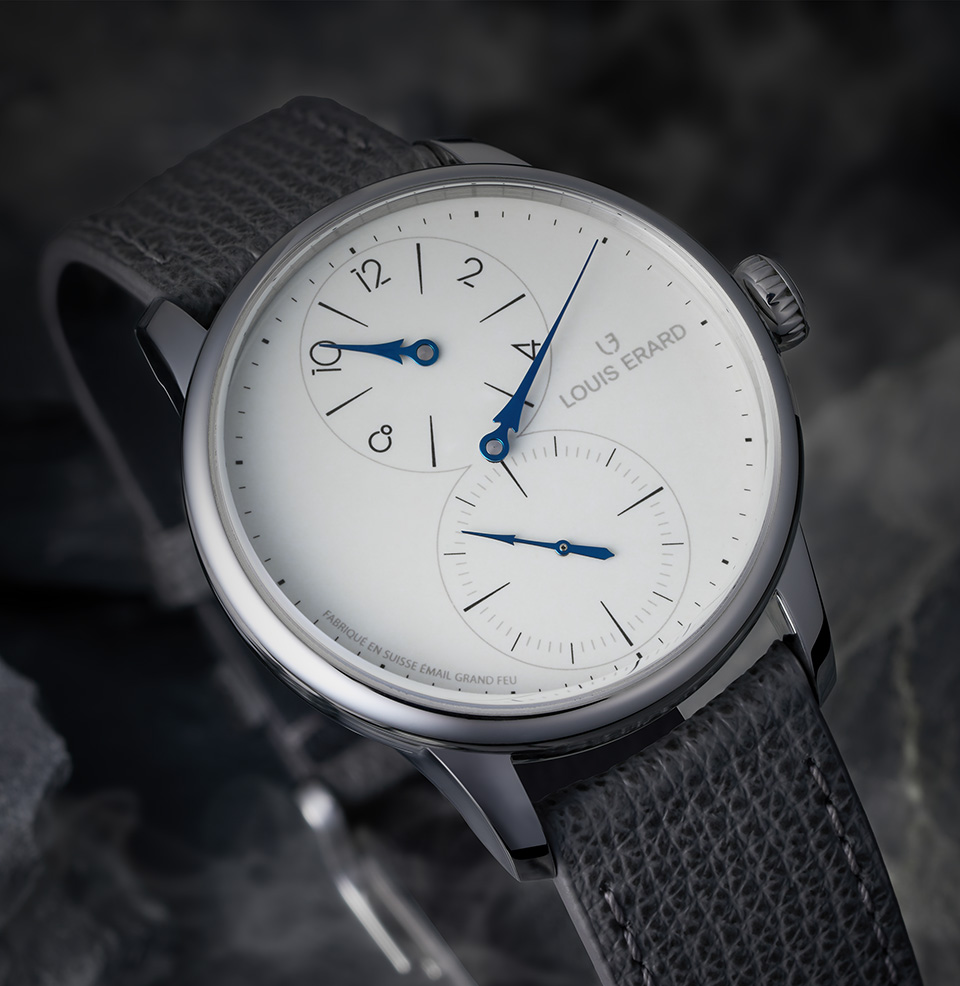 Le Régulateur Grand Feu Enamel Contemporary Aesthetics