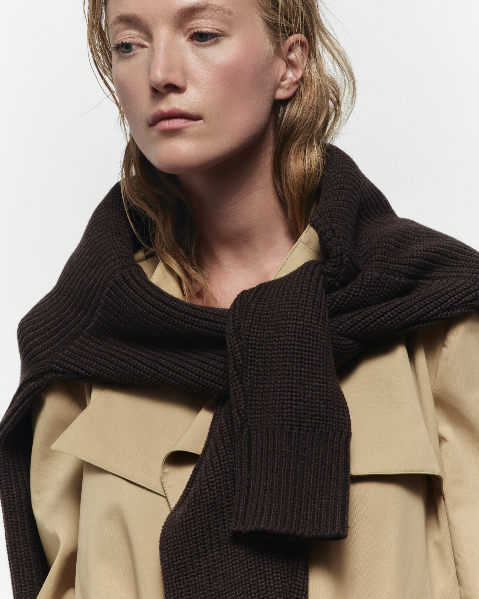 Genevieve Sweater - Janessa Leoné