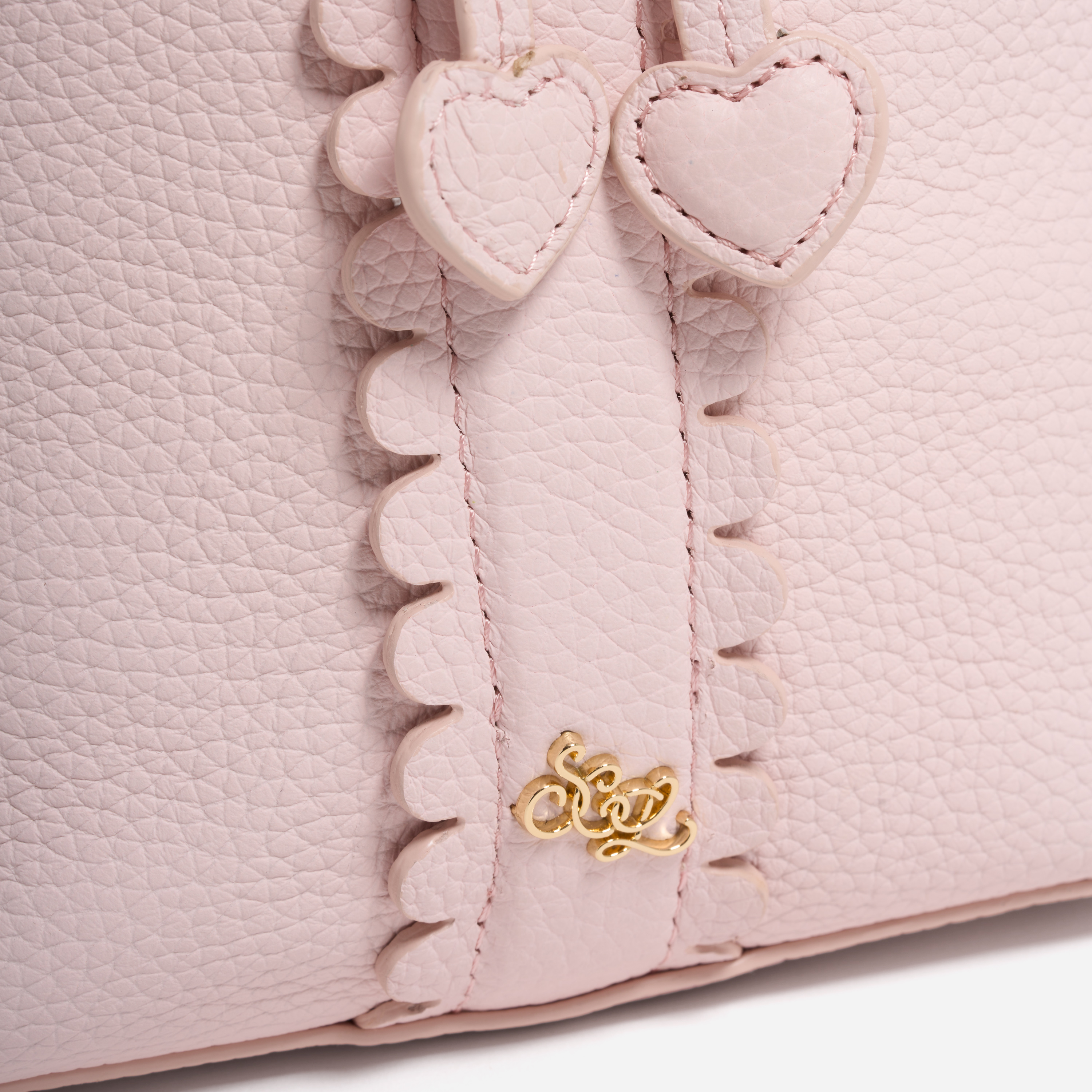 Henrietta Bucket Bag