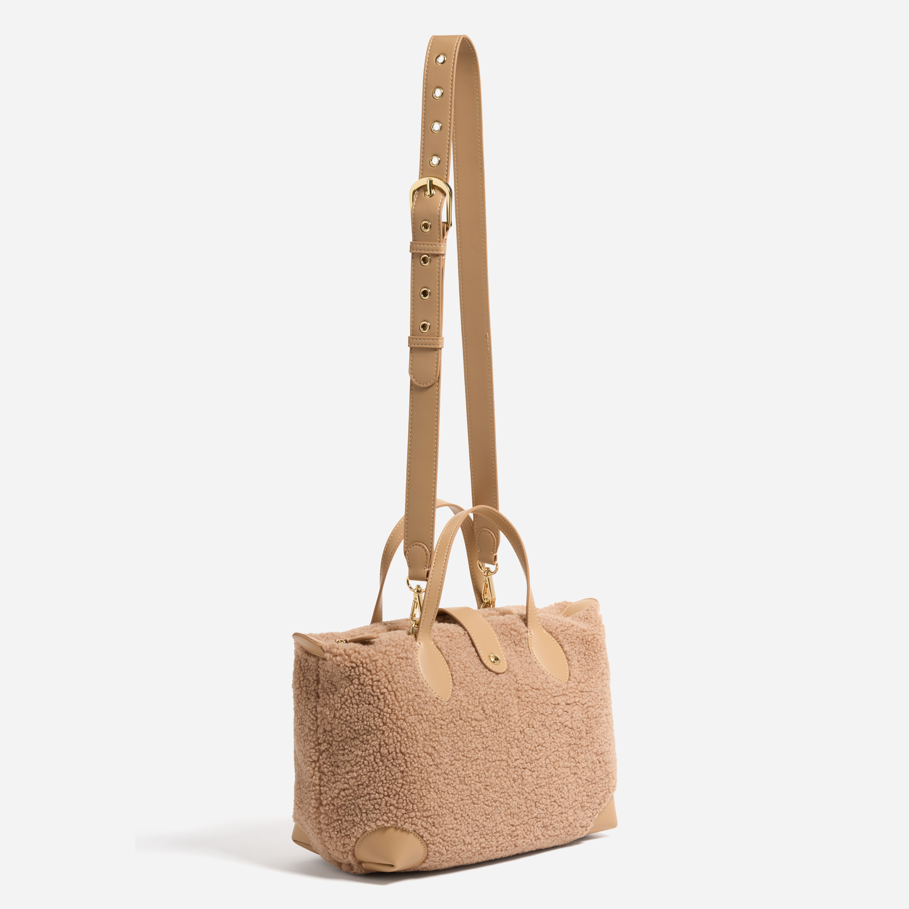 Cozy Pouchette Crossbody Bag 03