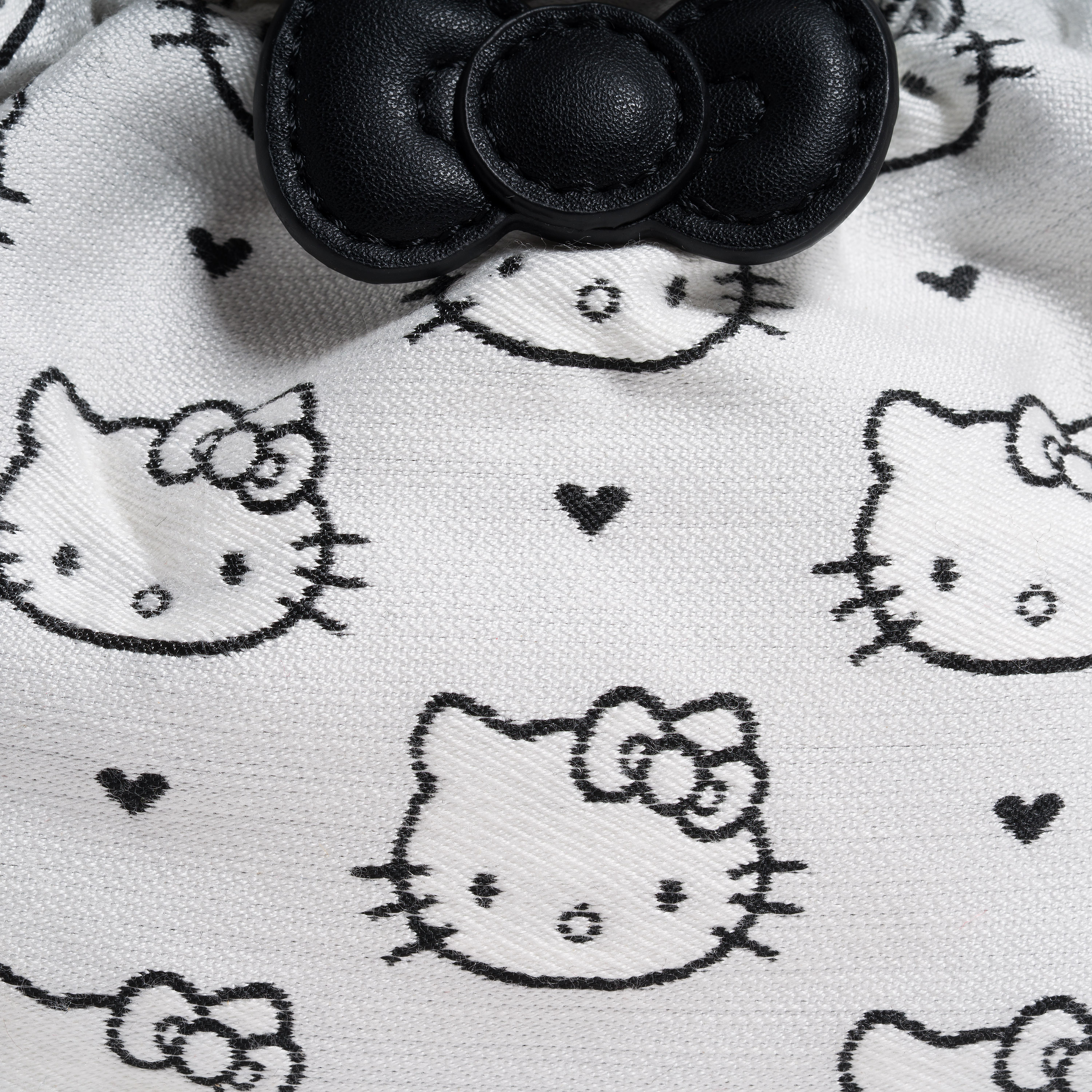 Bow Pouch